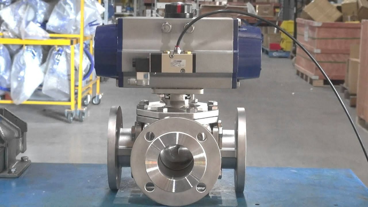 3-Way vs 4-Way Ball Valves 4 3 way ball valve with pneumatic actuator